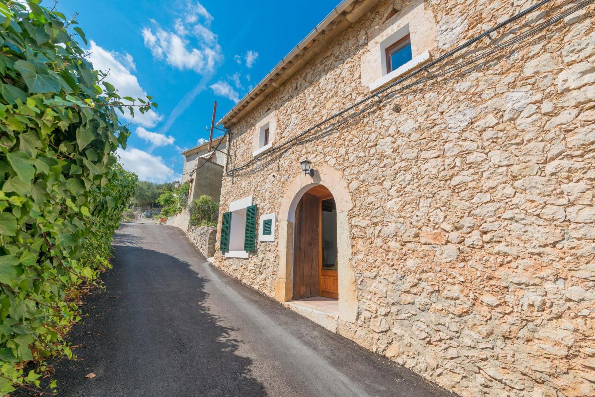 Can Besso Mancor De La Vall Mancor del Valle Kültér fotó